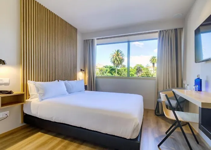 Select - Private Parking Hotel Oporto