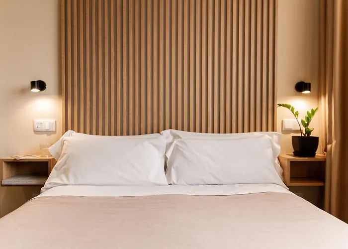 Select - Private Parking 4* Oporto