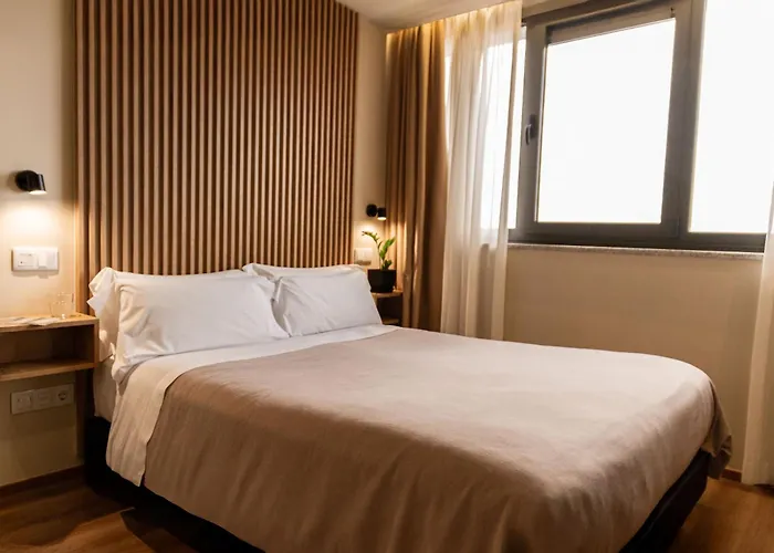 Select - Private Parking Hotel