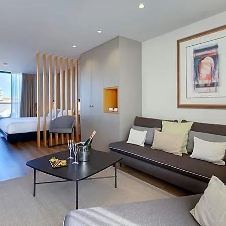 Select Hotell 4*