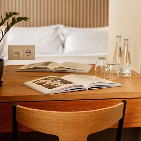 Select Hotel 4*