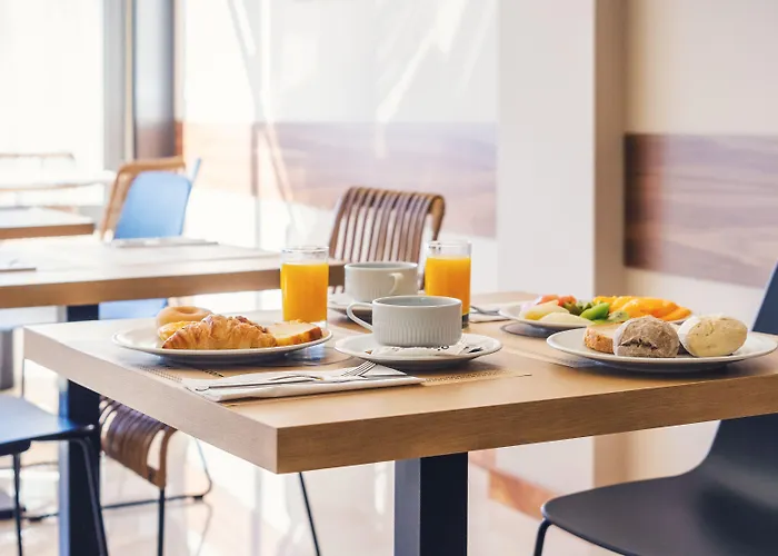 Hotel Select - Private Parking