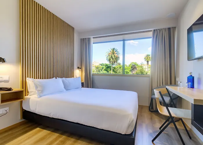 Select - Private Parking Porto