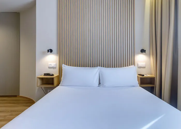 Select - Private Parking Porto