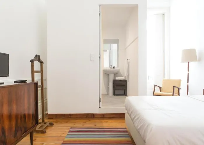 Select - Private Parking Hotel 4*