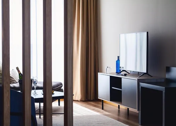 Hotel Select - Private Parking 4*